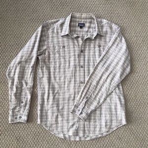 Patagonia men shirt organic cotton grey plaid